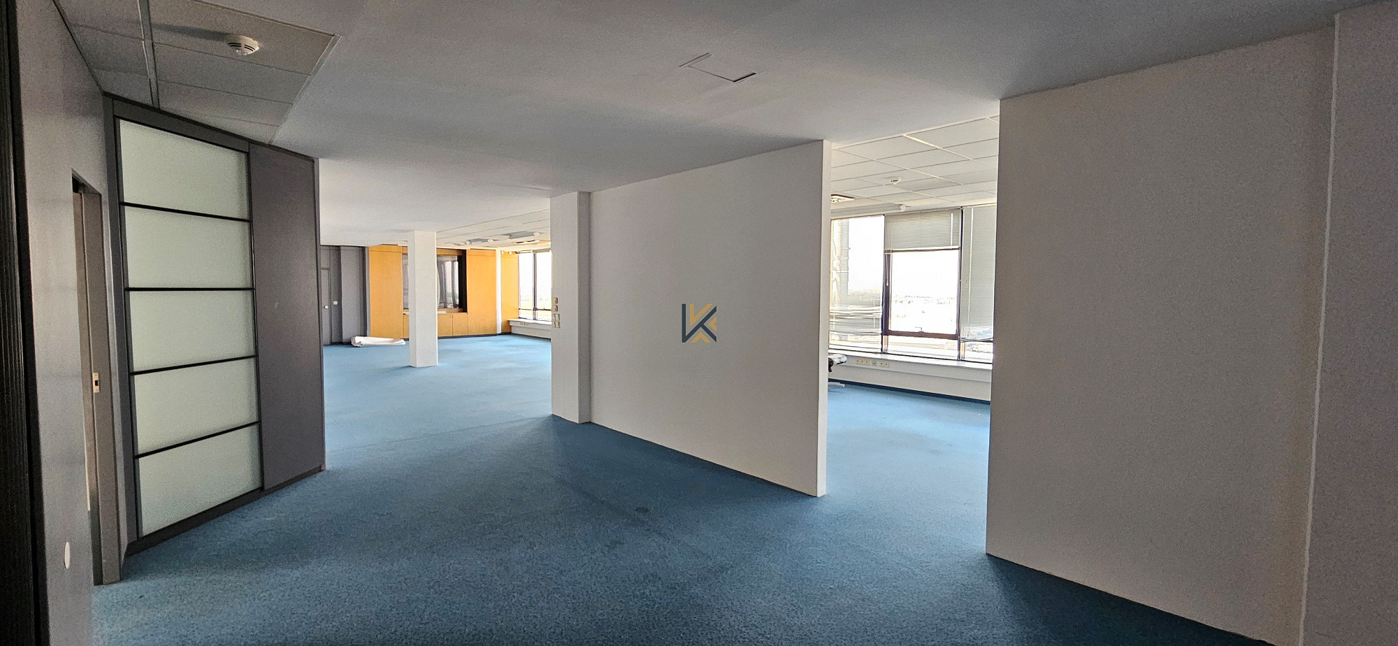 Pronájem kanceláře 322 m² – fotografie 5