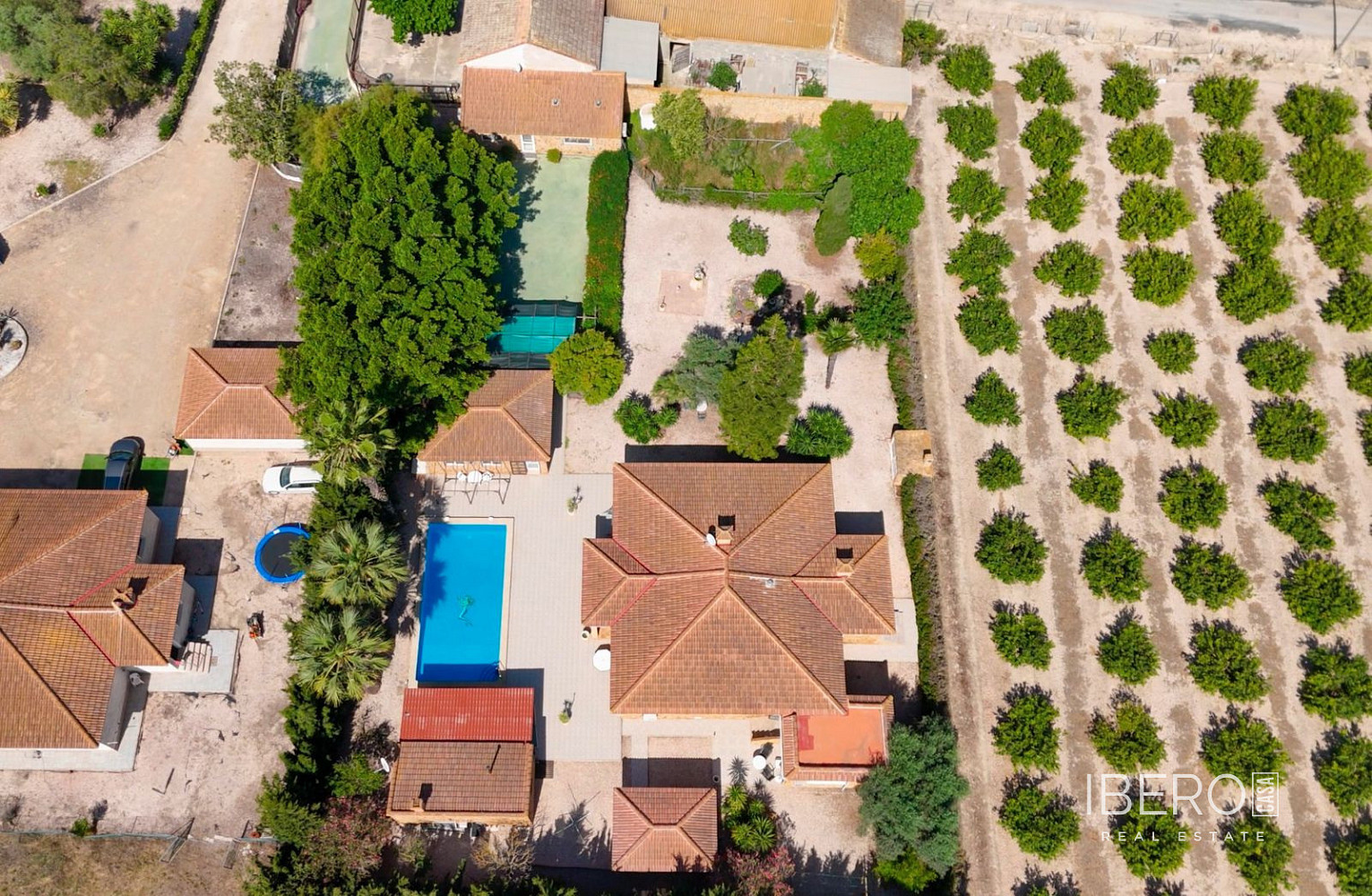 Prodej domu 195 m² s pozemkem 2 156 m² - Vista 5