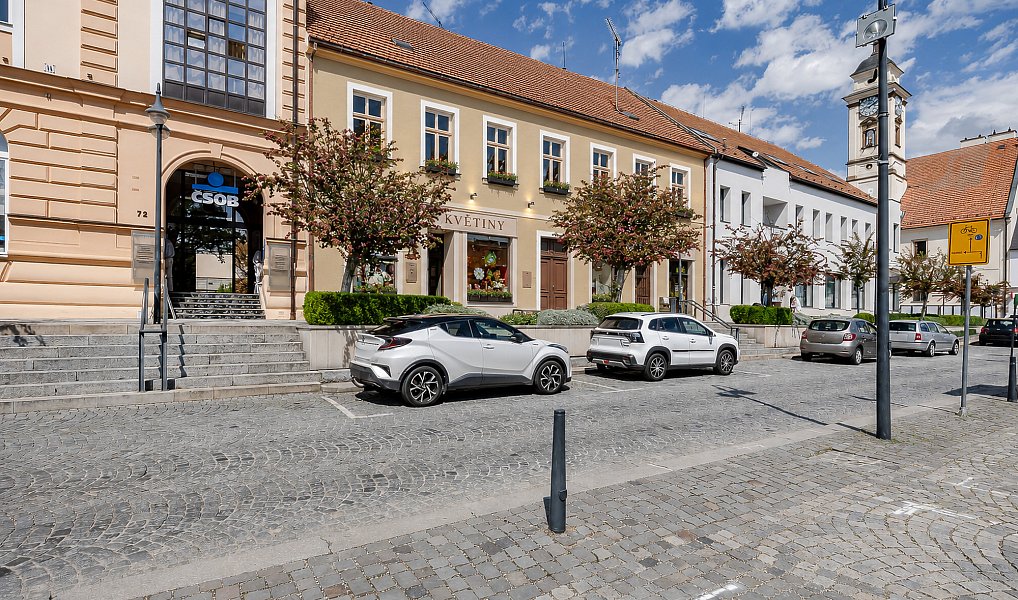 Prodej nájemního domu, činžáku 970 m², Uherský Brod – náhled fotky 2