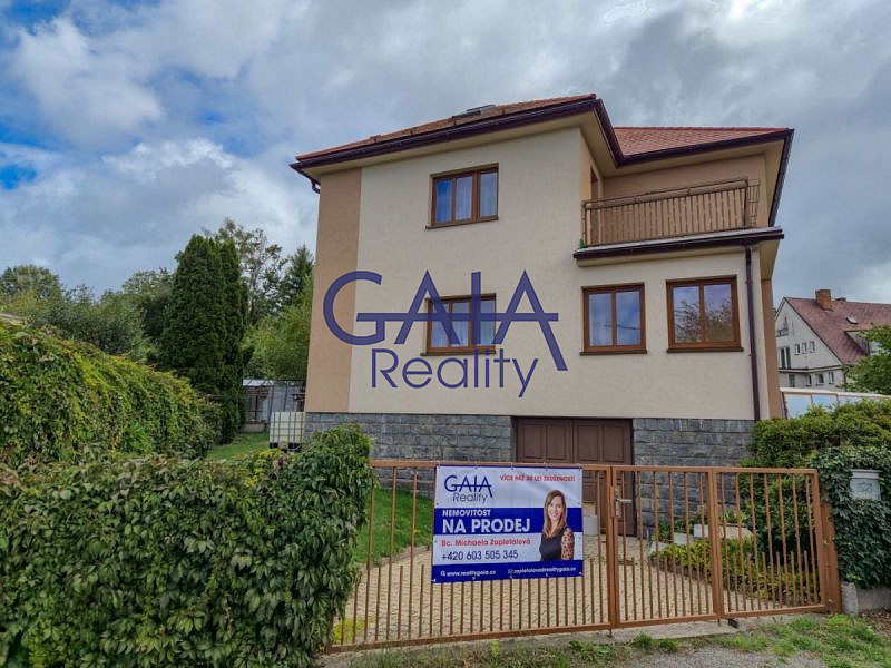 Prodej domu 222 m² s pozemkem 631 m²