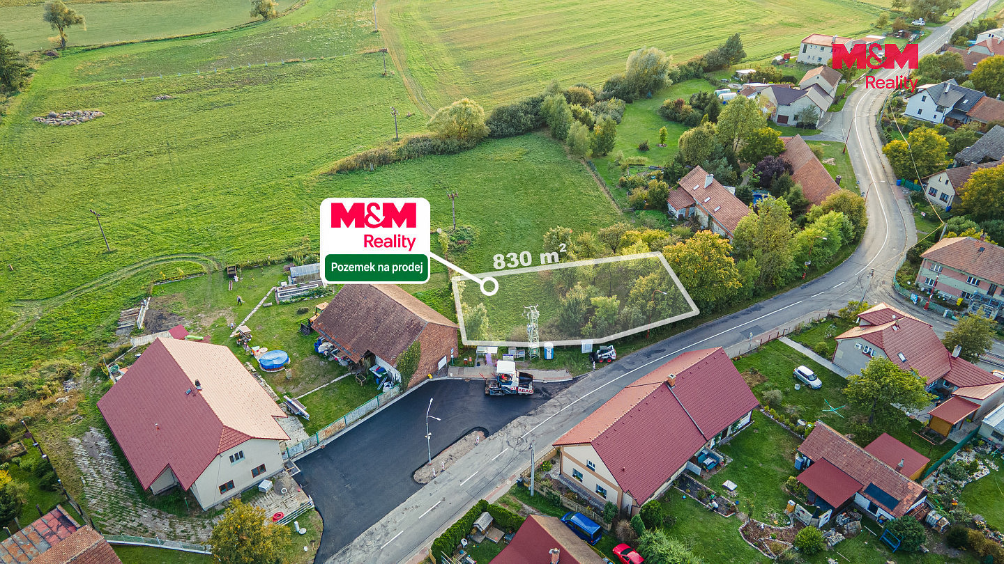 Prodej stavebního pozemku 830 m² – fotografie 2