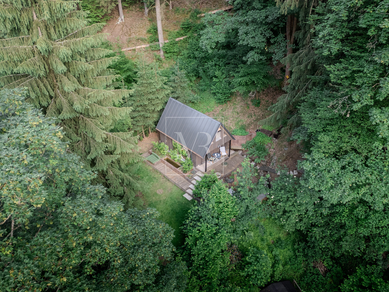Prodej chaty/chalupy 24 m² s pozemkem 1 m² – fotografie 2