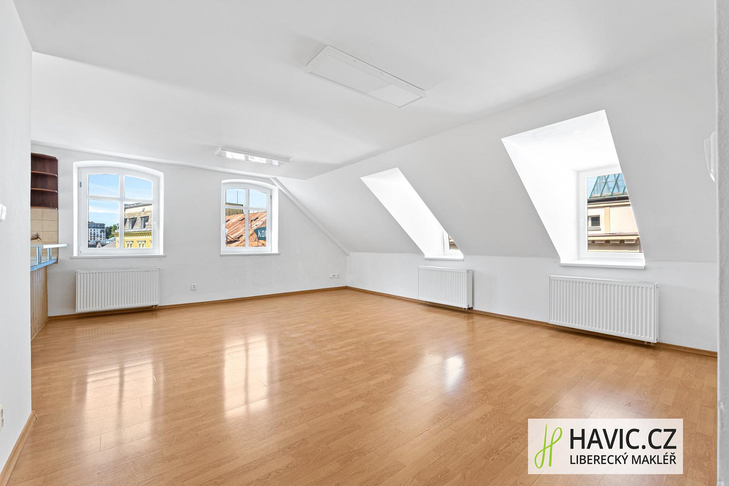 Pronájem bytu 2+kk 82 m² — photo 5