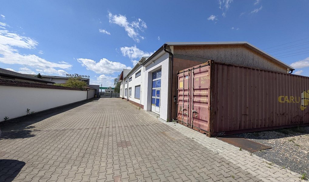 Prodej výrobních prostor 476 m², Přerov – náhled fotky 11