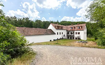 Prodej domu 1 009 m² s pozemkem 3 687 m², K Borovíčku, Praha 4 - Kunratice