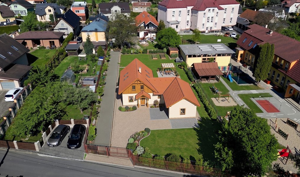 Prodej stavebního pozemku 829 m², Mokré Lazce – náhled fotky 2