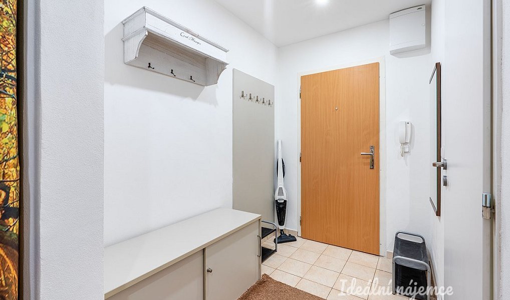 Pronájem bytu 2+kk 42 m², Praha – náhled fotky 5