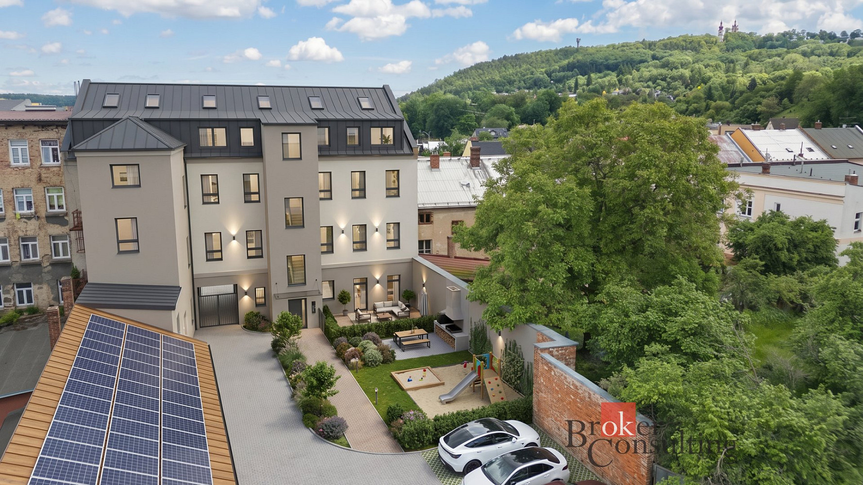 Prodej komerčního objektu (jiného typu) 1 100 m²