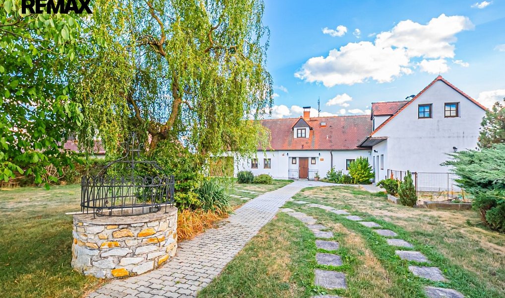 Prodej domu 271 m² s pozemkem 3 206 m², Hrachoviště – náhled fotky 44