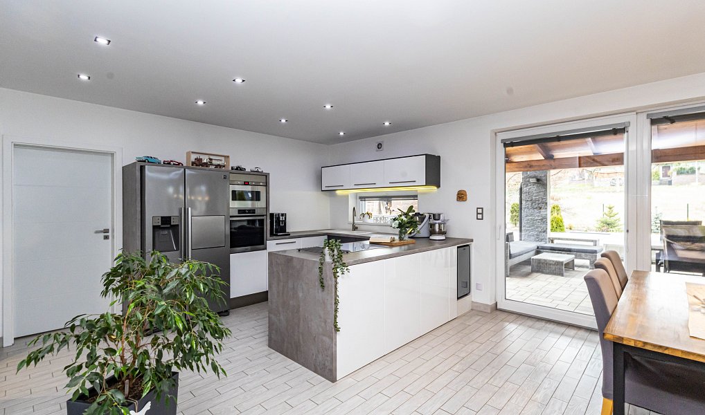 Prodej vily 318 m² s pozemkem 981 m², Stehelčeves – náhled fotky 7