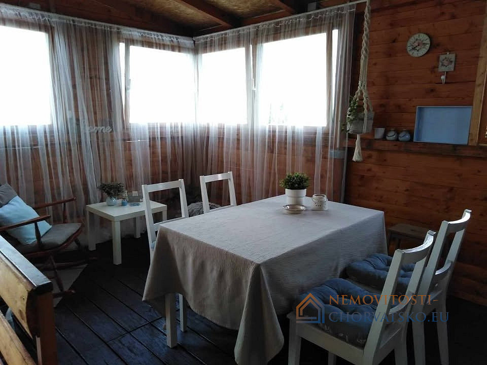 Prodej domu 119 m² s pozemkem 504 m² - Widok 4