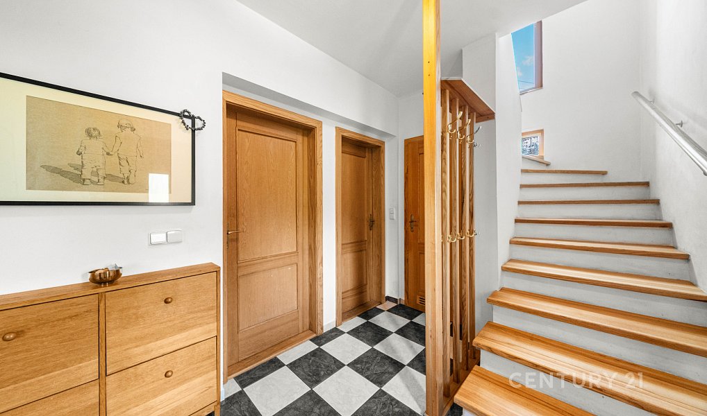 Prodej domu 168 m² s pozemkem 1 340 m², Voznice – náhled fotky 9