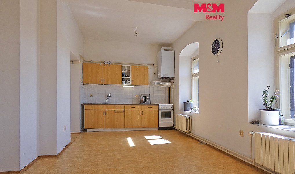 Pronájem bytu 3+kk, 84 m², Chrudim, Ronov nad Doubravou