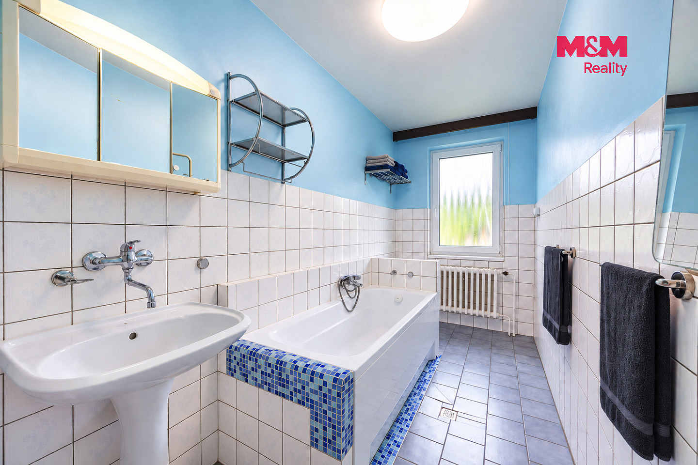 Prodej domu 236 m² s pozemkem 666 m² – fotografie 3