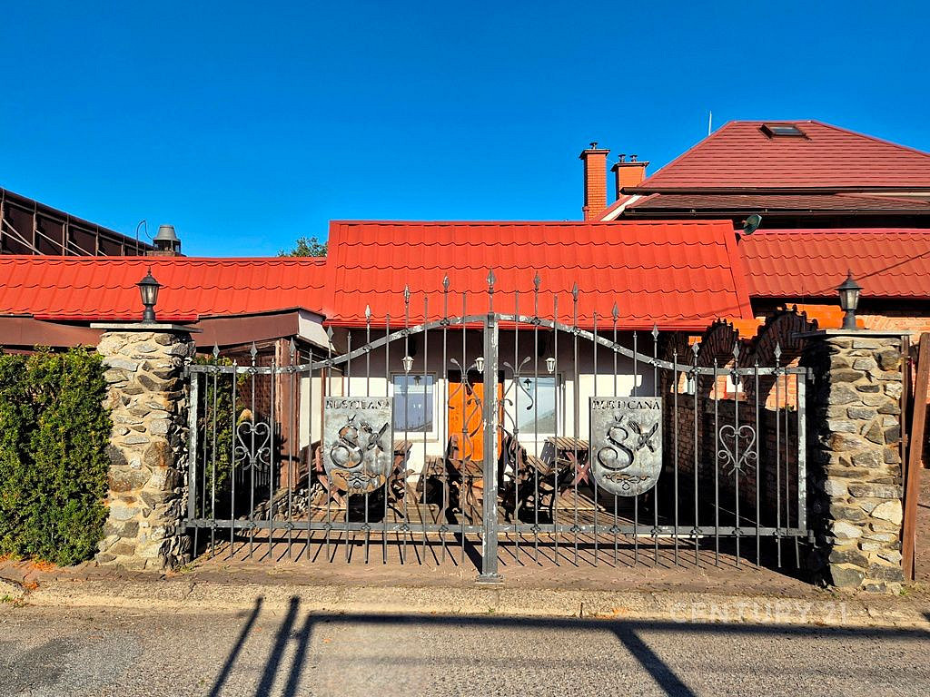 Prodej komerčního objektu (jiného typu) 617 m² — photo 2