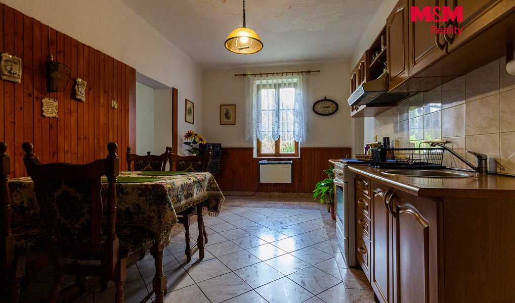 Prodej domu 229 m² s pozemkem 2 152 m², Hanušovice – náhled fotky 13