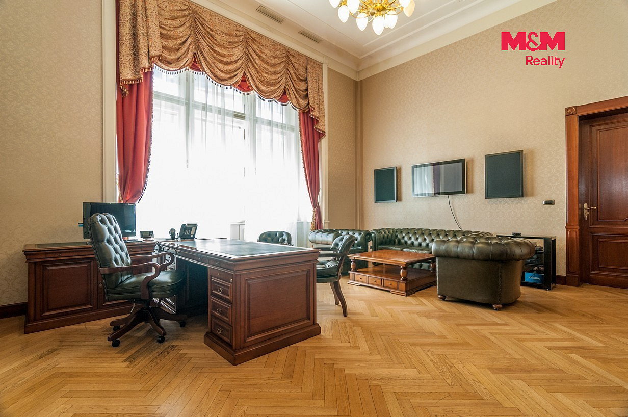 Prodej kanceláře 664 m² – fotografie 4