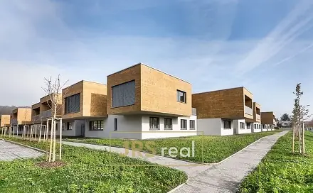 Pronájem bytu 2+kk 55 m², Slavkov u Brna, okres Vyškov