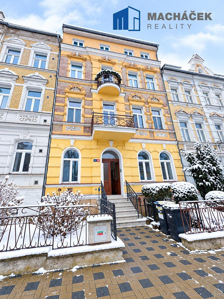 Pronájem bytu 4+1 87 m²