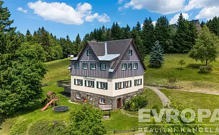 Prodej ubytovacího objektu 425 m², Benecko, okres Semily