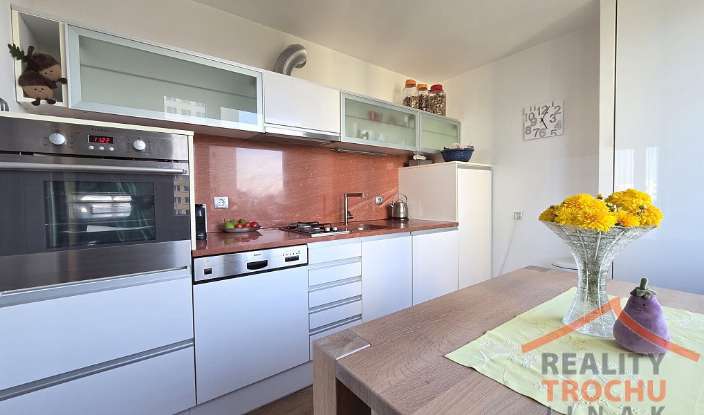 Prodej bytu 3+1 67 m², Hradec Králové – náhled fotky 5