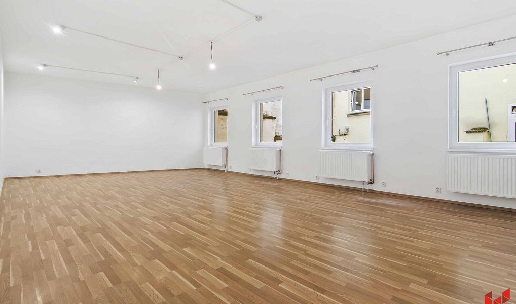 Prodej kanceláře 146 m², Praha – náhled fotky 5