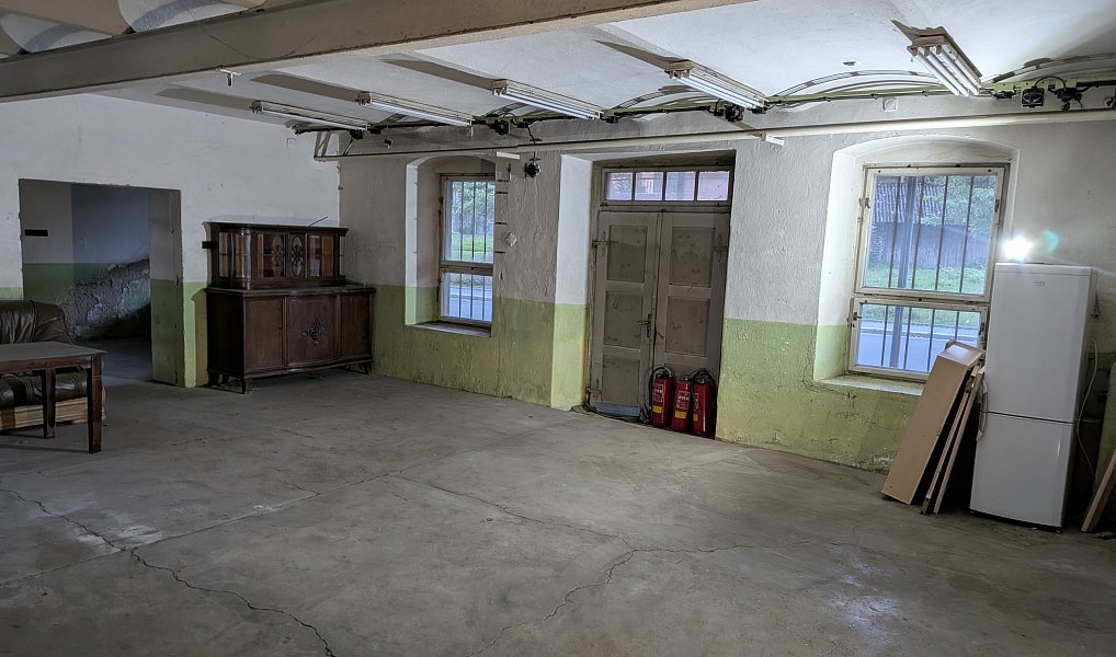 Prodej výrobních prostor 1 100 m², Králíky – náhled fotky 56