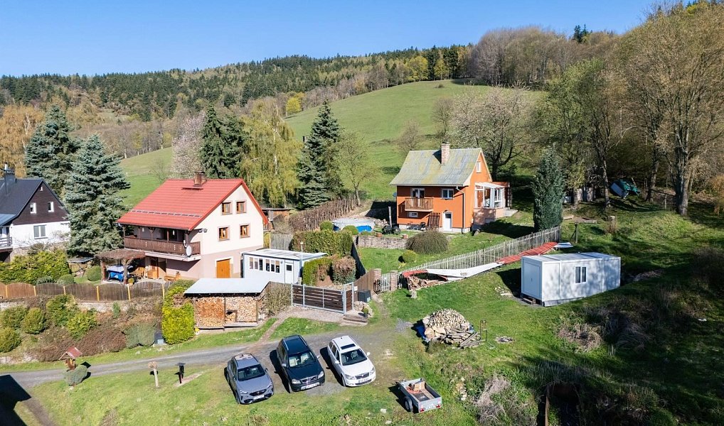 Prodej domu 180 m² s pozemkem 2 284 m², Perštejn – náhled fotky 2