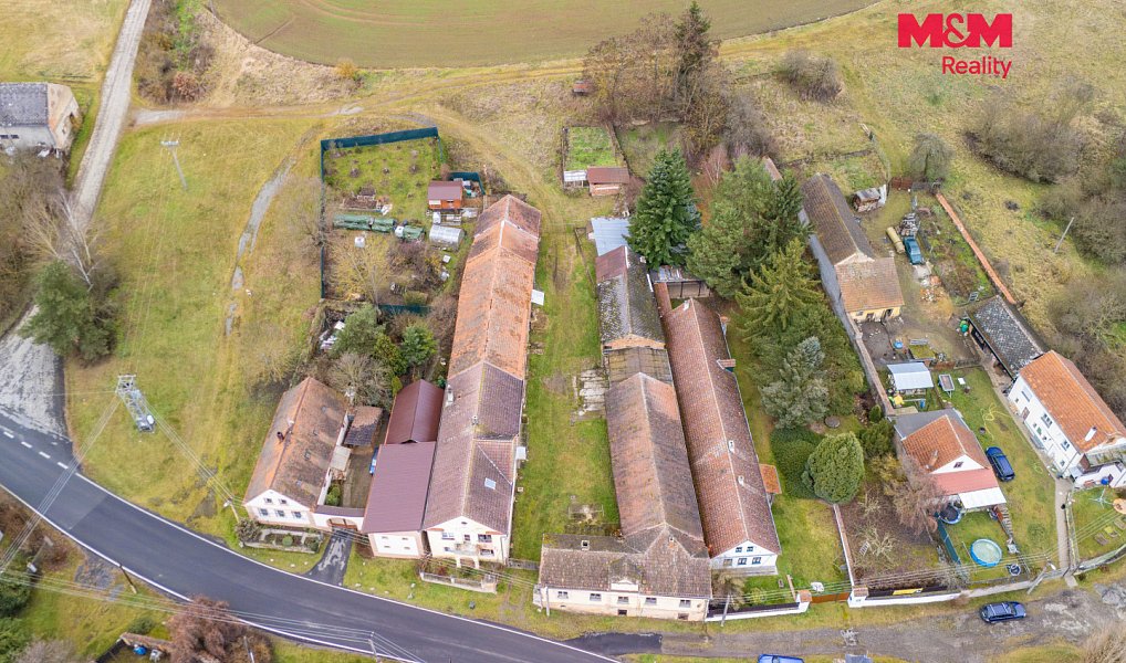 Prodej domu 300 m² s pozemkem 2 031 m², Stříbro – náhled fotky 11
