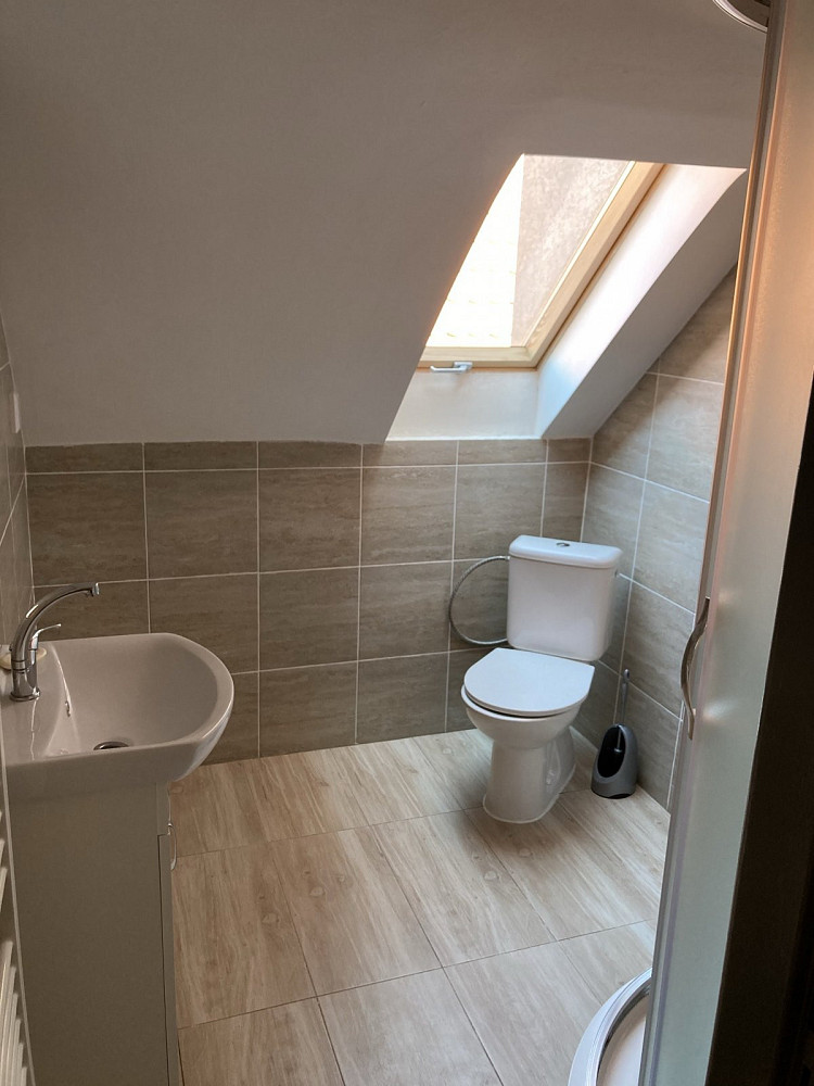 Pronájem bytu 3+1 70 m² — photo 2