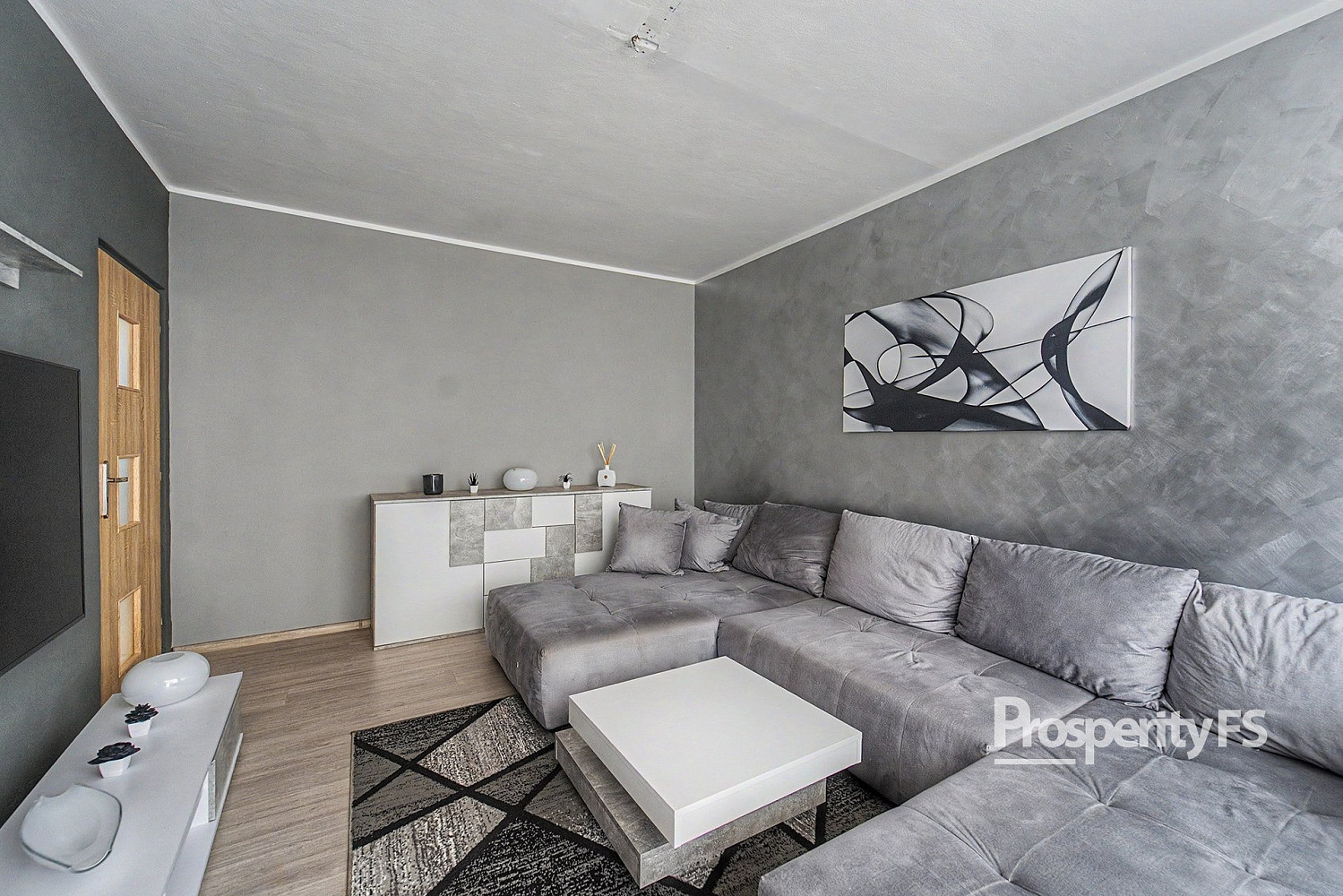 Prodej bytu 2+1 57 m² — photo 2