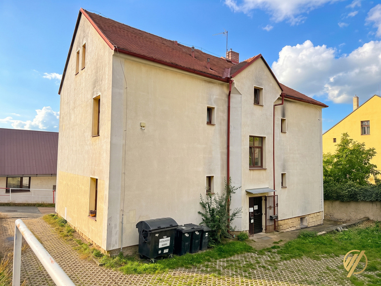 Prodej nájemního domu, činžáku 360 m² – fotografie 3