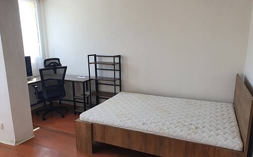 Pronájem bytu 1+1 34 m²