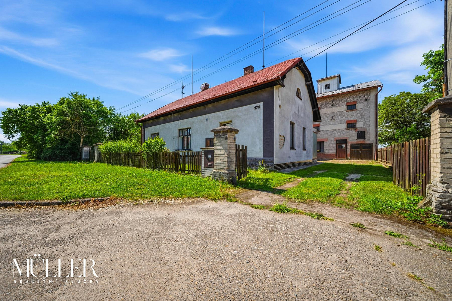 Prodej domu 130 m² s pozemkem 1 158 m²