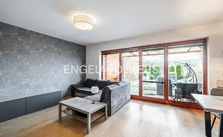 Pronájem domu 119 m² s pozemkem 185 m²