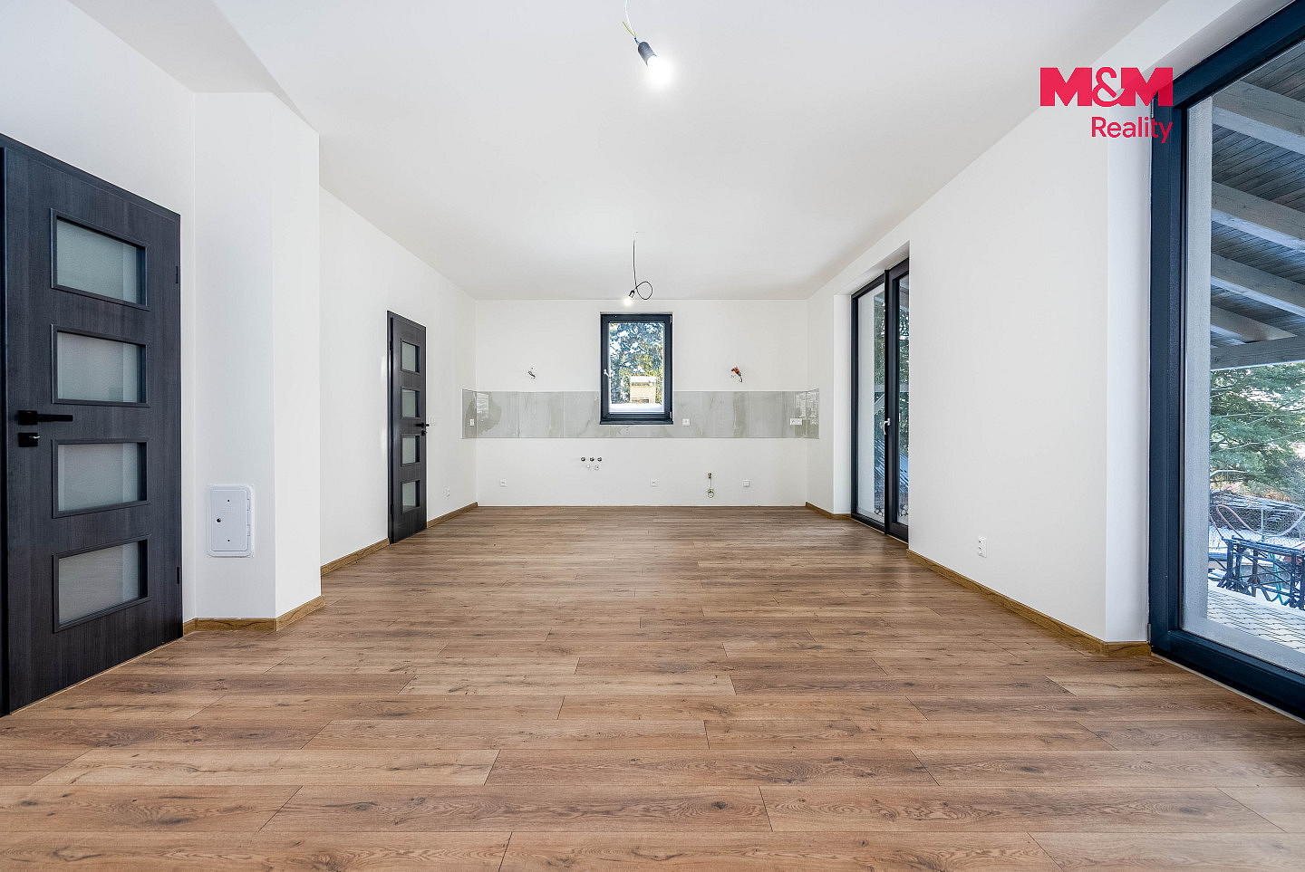 Prodej domu 170 m² s pozemkem 893 m² – fotografie 2