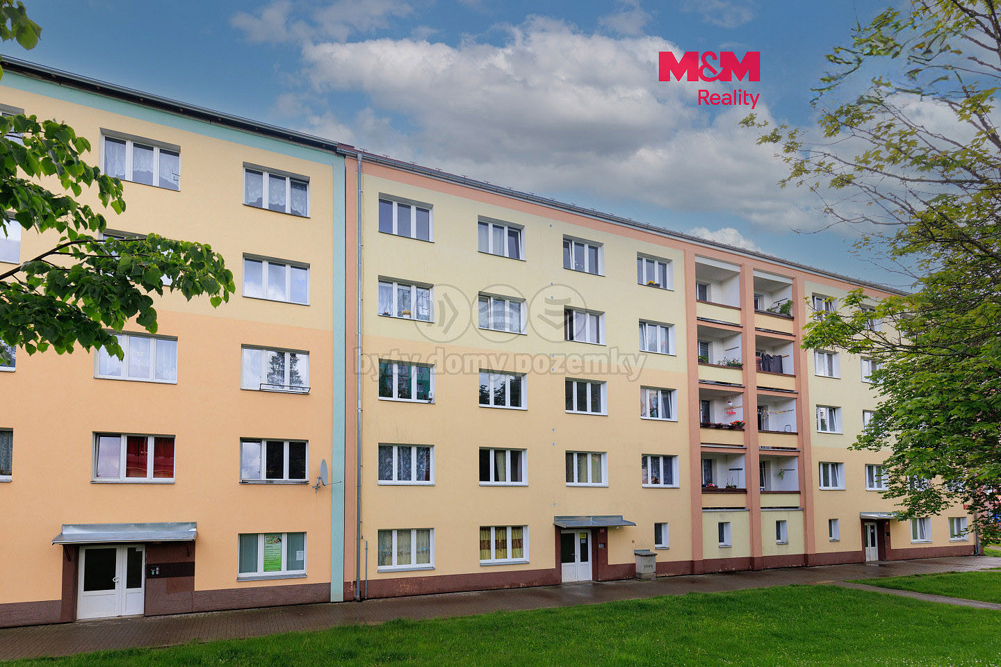 Pronájem bytu 1+1 49 m²