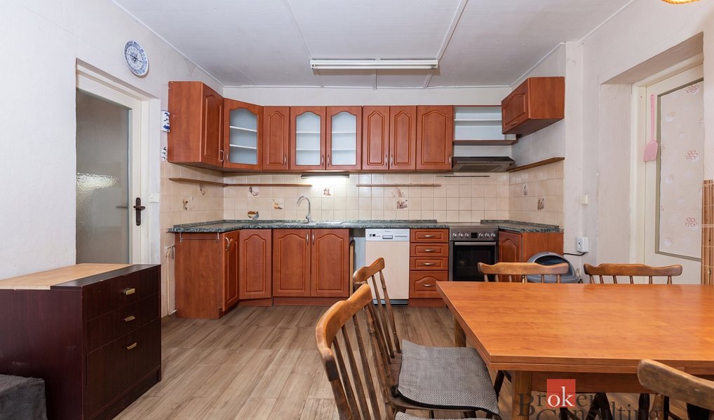 Prodej bytu 4+1 92 m², Kladno – fotka 1 z 33