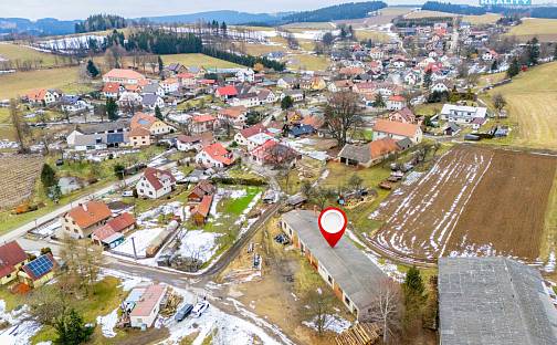 Prodej komerčního pozemku 1 810 m², Nové Město na Moravě - Jiříkovice, okres Žďár nad Sázavou