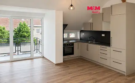 Pronájem bytu 3+kk 78 m², Běstovice, okres Ústí nad Orlicí