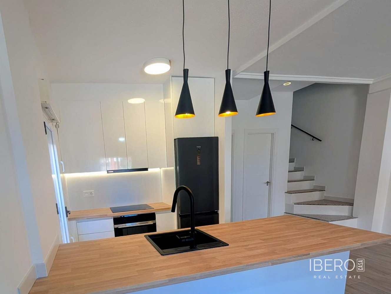 Casa 4+kk – Orihuela, Residencial Villas del Duque, Lagosol-Sector F-2 - Más