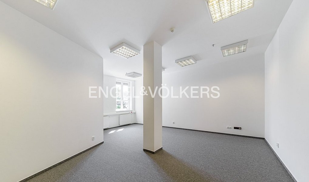 Pronájem kanceláře 34 m², Praha – náhled fotky 3