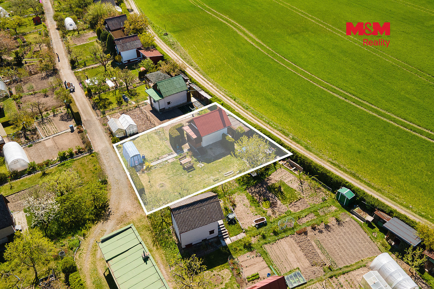 Prodej chaty/chalupy 385 m² s pozemkem 385 m² – fotografie 2