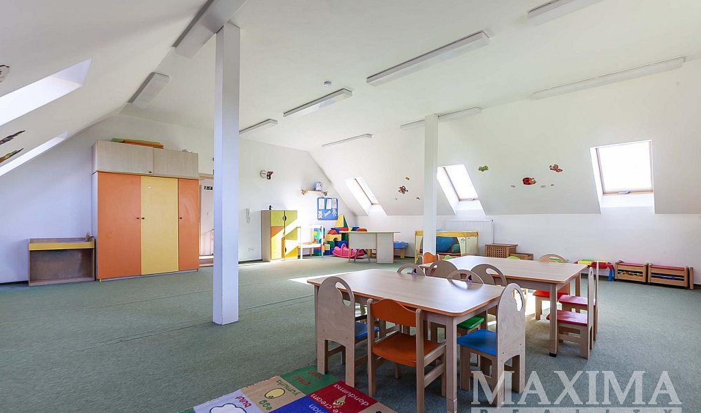Prodej komerčního objektu (jiného typu) 237 m², Úvaly – náhled fotky 15