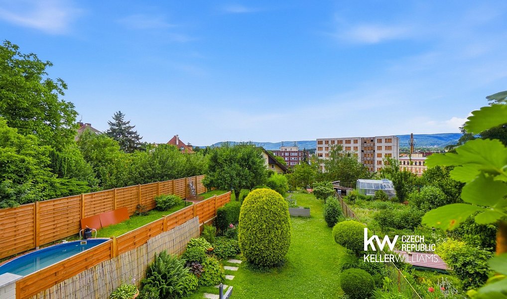 Prodej domu 252 m² s pozemkem 304 m², Teplice – náhled fotky 56