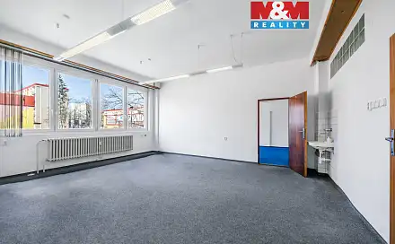 Pronájem kanceláře 211 m², Pod Hůrkou, Klatovy - Klatovy III