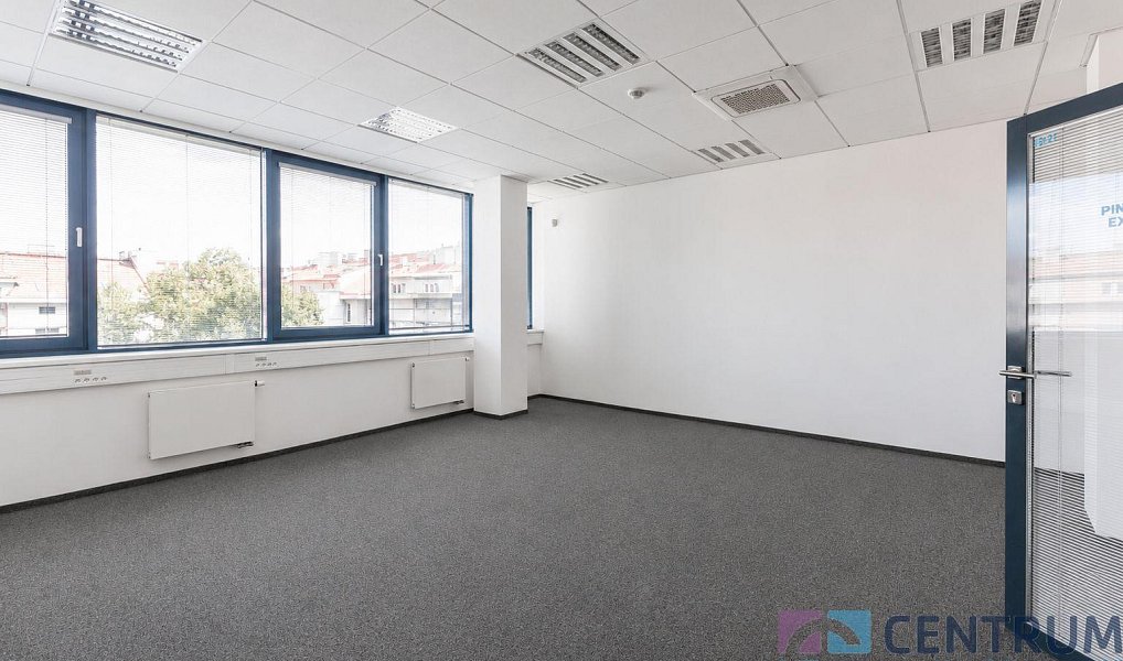 Pronájem kanceláře 584 m², Praha – náhled fotky 15