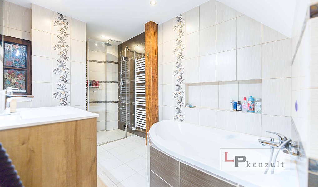Prodej bytu 4+kk 145 m², Pardubice – náhled fotky 15