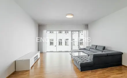 Pronájem bytu 3+kk 115 m², Kmochova, Praha 5 - Smíchov