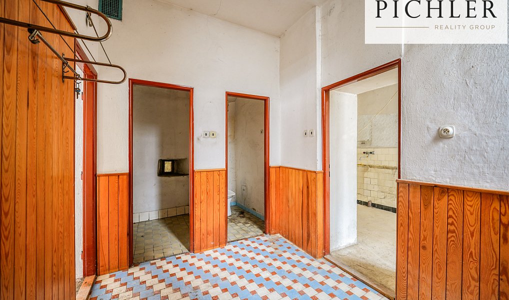 Prodej domu 292 m² s pozemkem 313 m², Kasejovice – náhled fotky 5